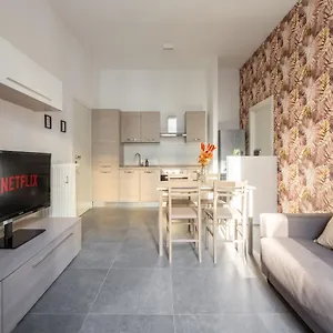https://premuda-boutique-milano.it-lombardy.com